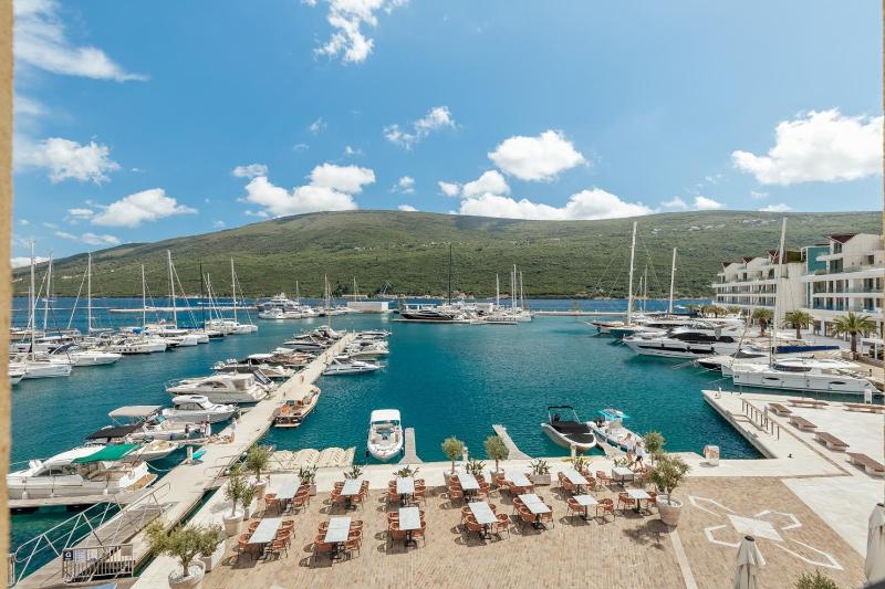 Bonaca Sea View Suite image 2