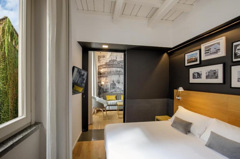 Junior Suite image 2