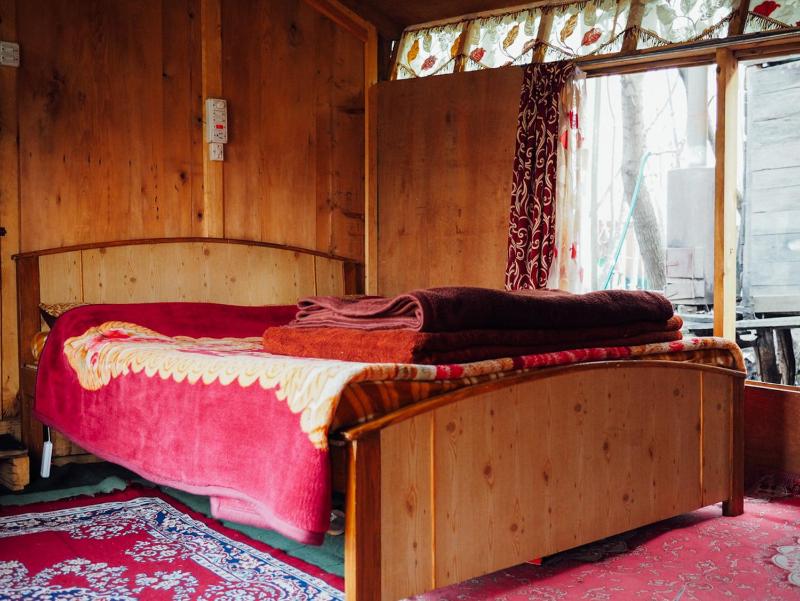 Veena Palace Group Of Houseboats - image 11