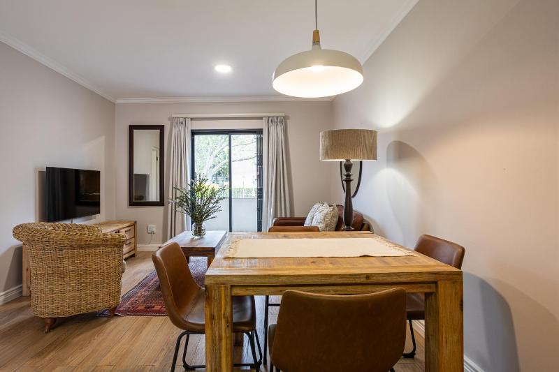 Vino Self Catering Apartment - image 7