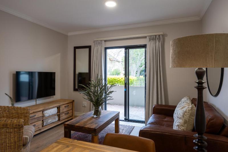 Vino Self Catering Apartment - image 13