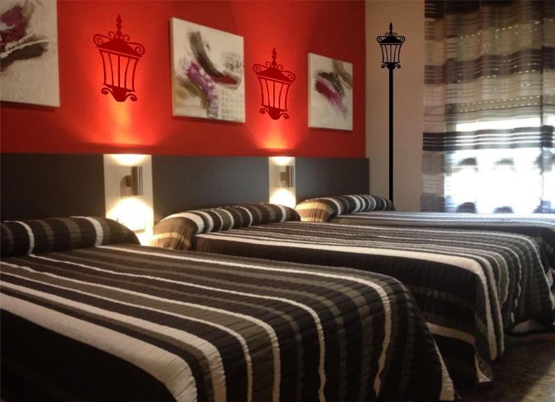 Triple Room image 3
