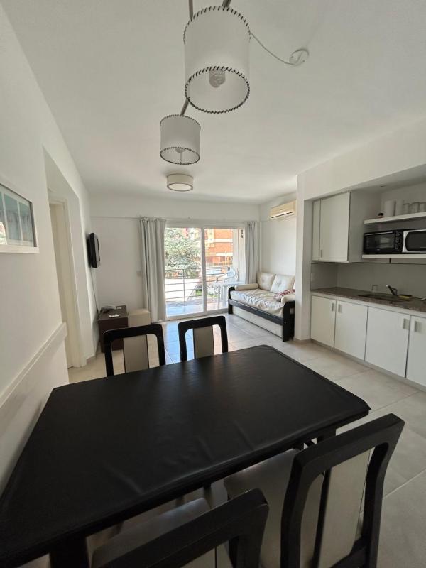 Departamento en Pinamar Centro - image 4
