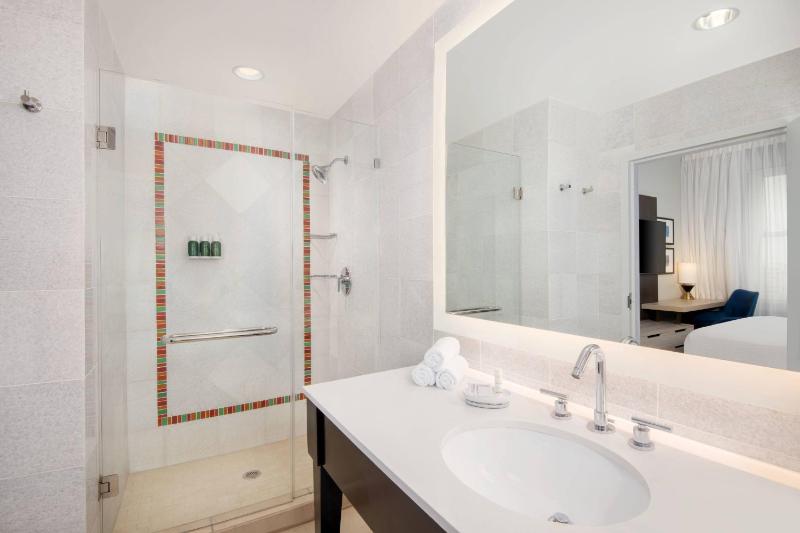 Courtyard by Marriott Atlanta Downtown - image 29