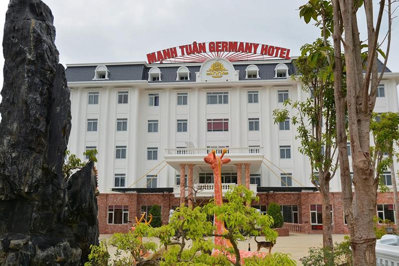 Mạnh Tuân Hotel MC - by BAY LUXURY - image 17