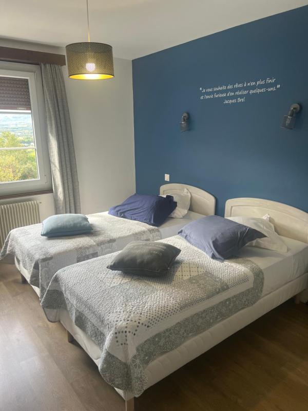 Twin Room image 1