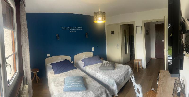 Twin Room image 2