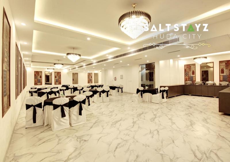 Saltstayz Select - Near Millennium City Centre - image 17
