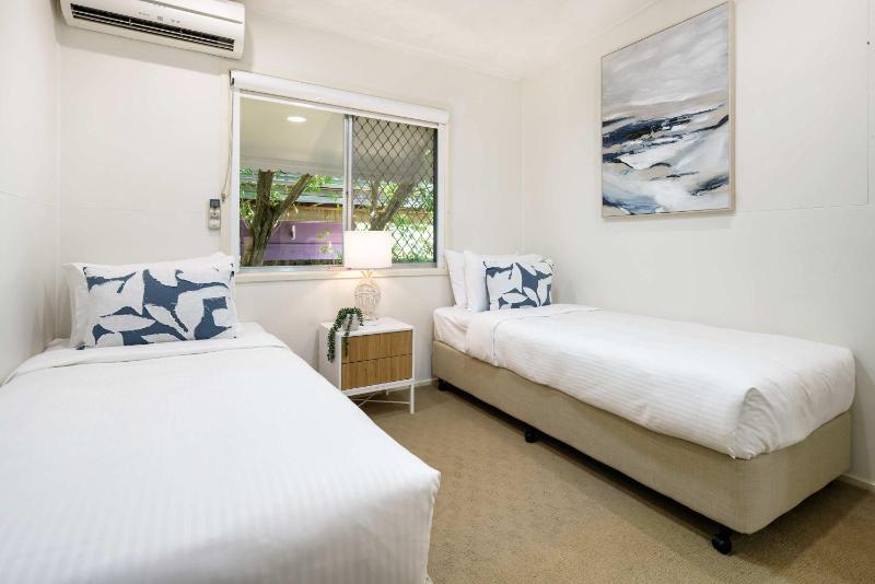 Moffat Beach Magic Family and Dog Friendly Oasis - image 18