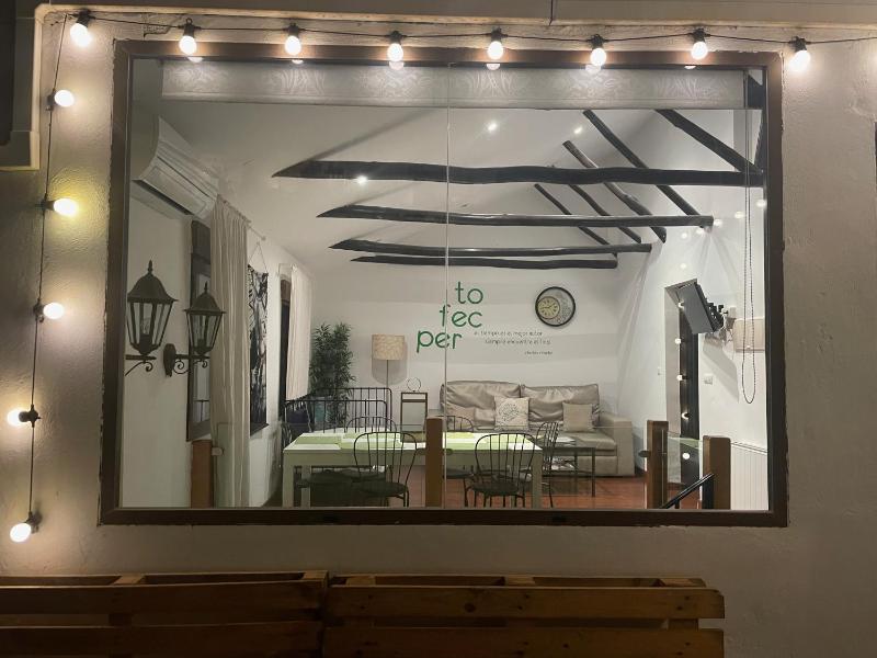 Apartamentos Nest Flats Paseo de los Tristes - image 3
