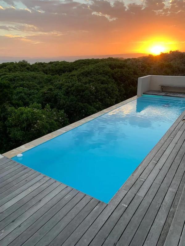 Home by the Sea - image 11