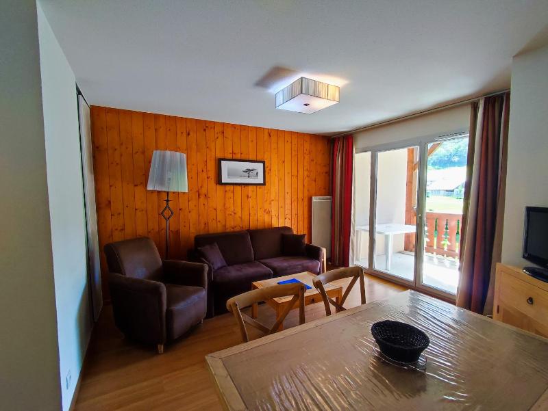  Classic Apartment image 4