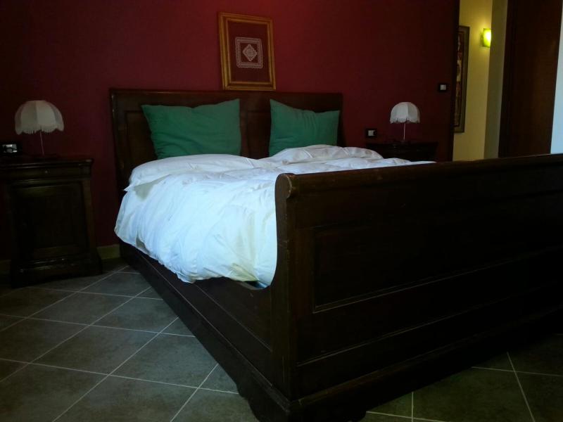 Double or Twin Room image 3