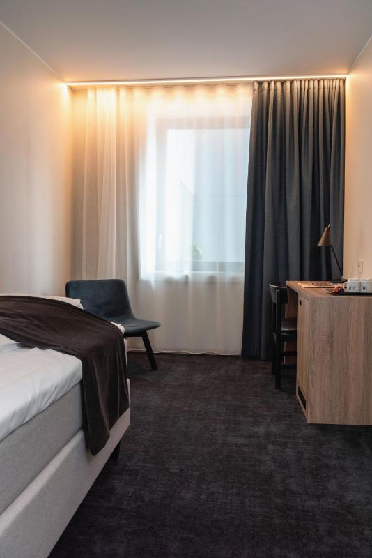 Superior Single Room image 2