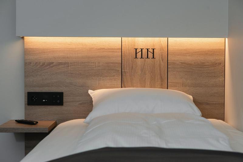 Superior Single Room image 3