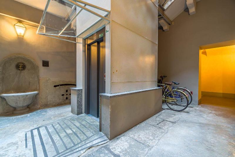GuestHost - Palazzo Saluzzo Paesana Beautiful Flat - image 14