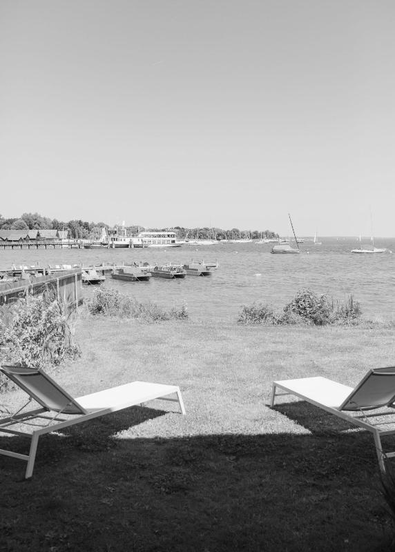 Double Room with Lake View image 2