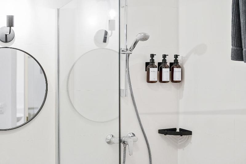 Spacious Quiet Family Suite - 2BR & Free Parking in Altstadt by HERO HOMES Graz - image 14