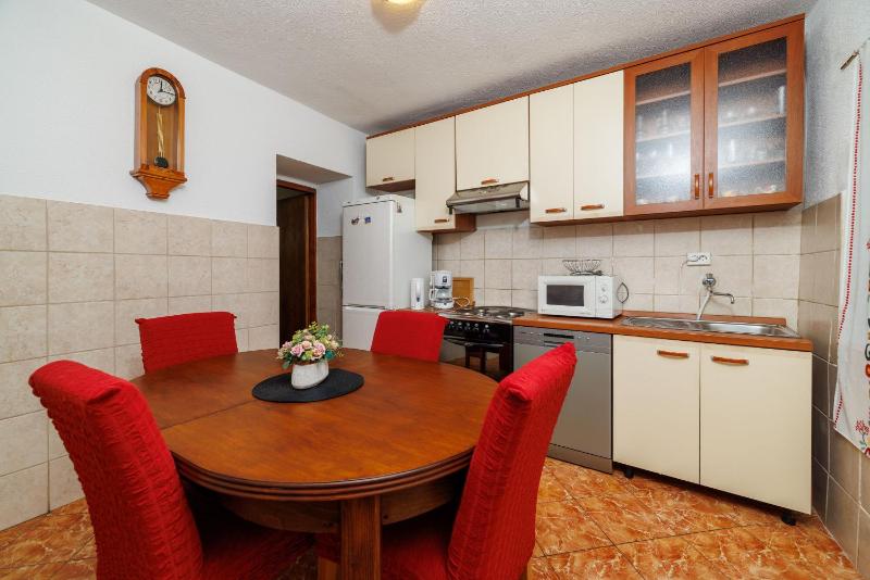 Apartment Klara - image 19