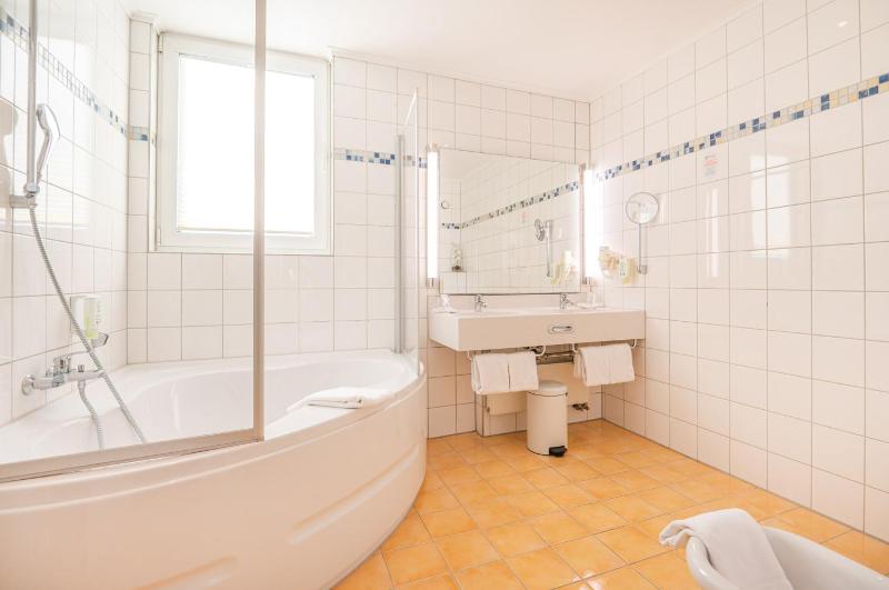 Suite image 4