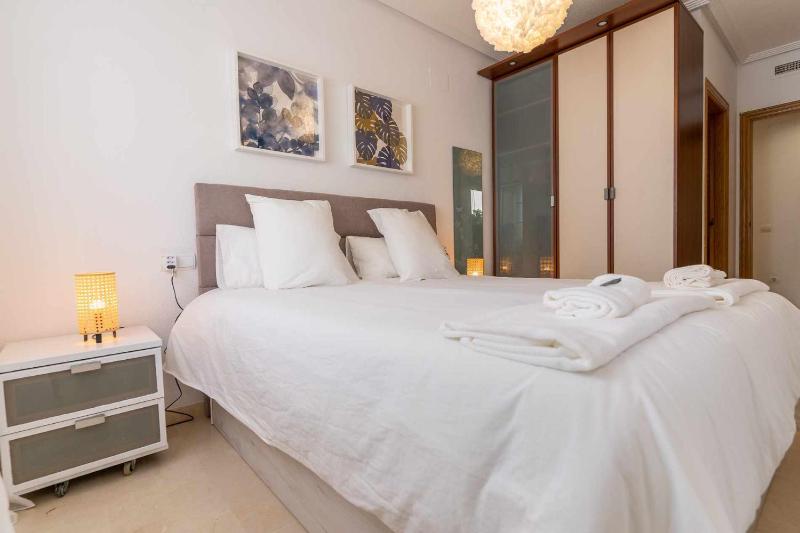 Centro Santa Pola cerca puerto y playas - image 16