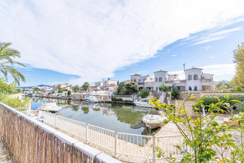 Jouvacations Villa Freser 1 con piscina comunitari - image 16