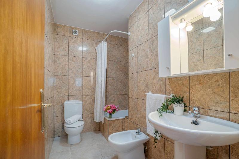 Jouvacations Villa Freser 1 con piscina comunitari - image 42