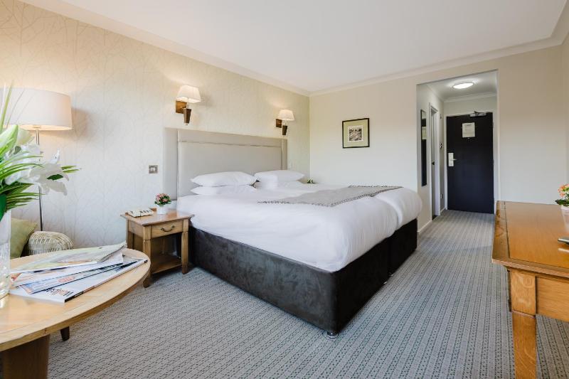 Twin Room image 1