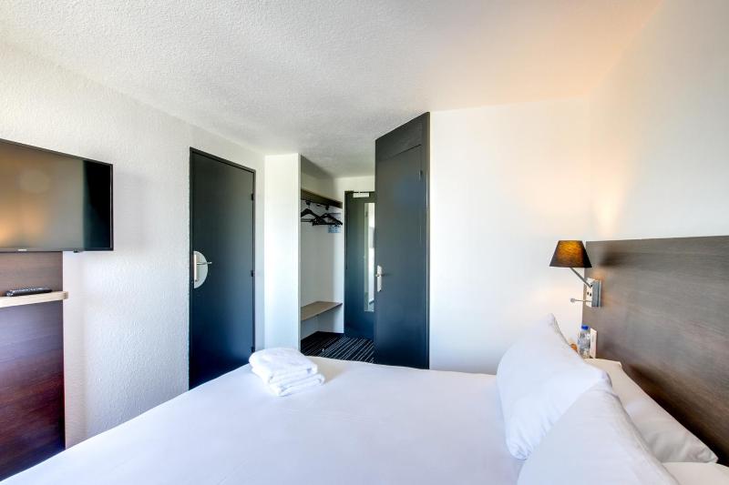 Comfort Double Room - Main building image 1