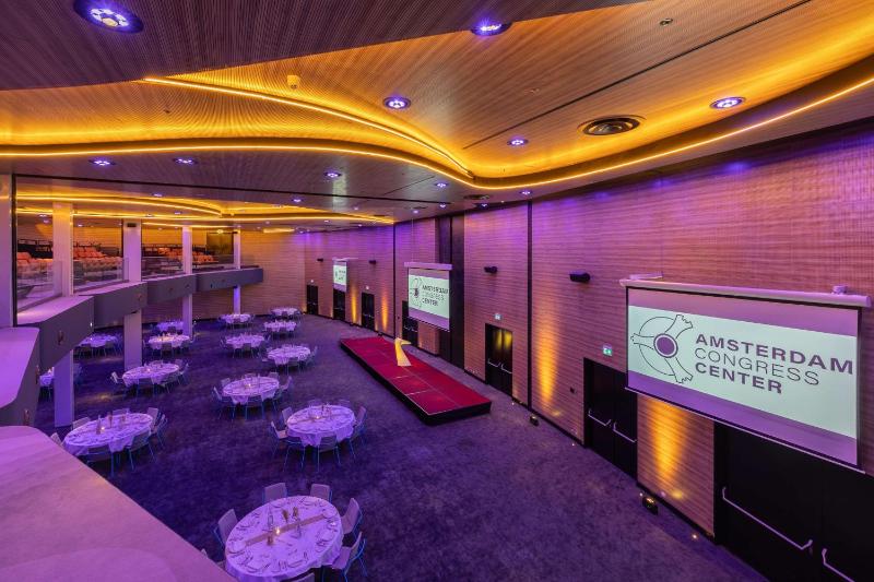 Park Inn by Radisson Amsterdam City West - image 4