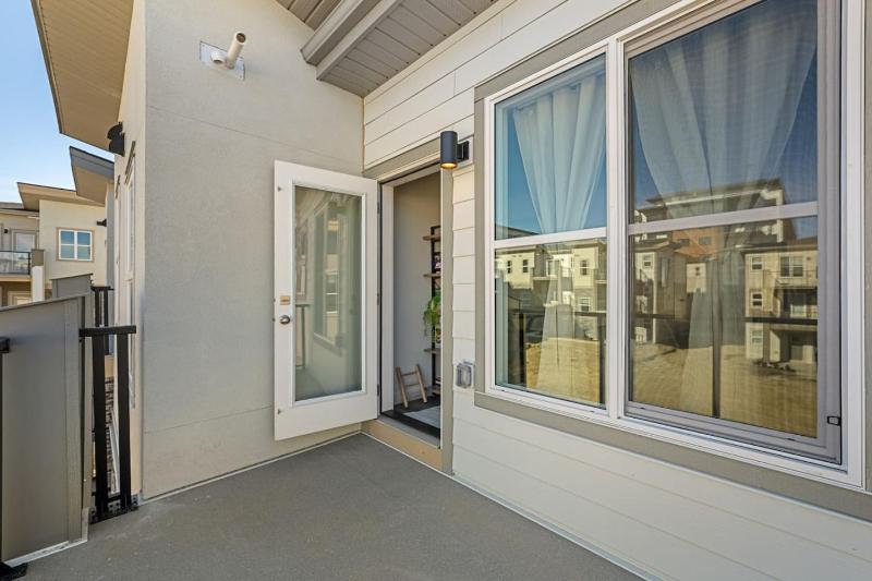 Aspen - Town House with 2 Bedrooms Garage Parking AC & More! - image 16