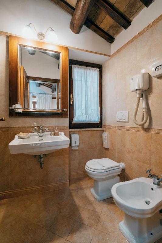 Double or Twin Room image 1