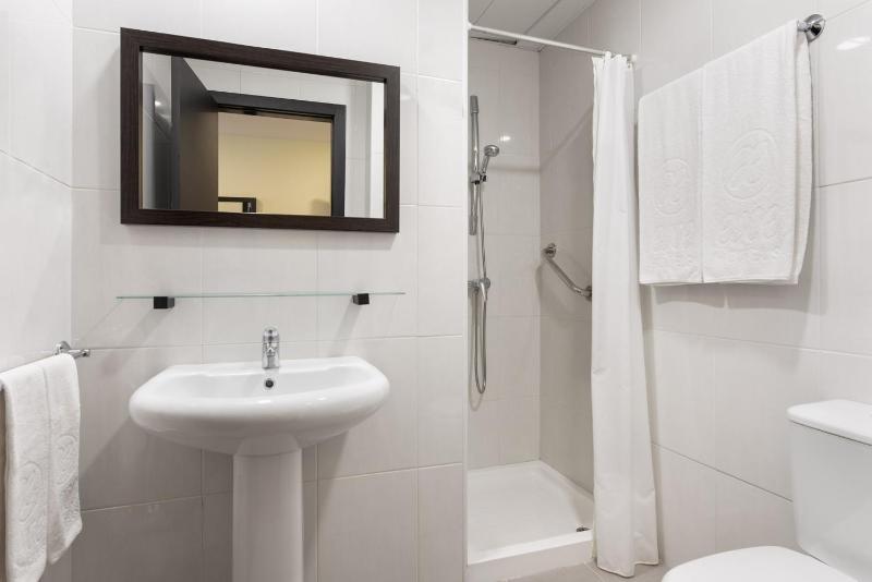 Suite with Sea View image 2