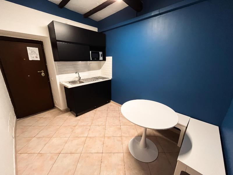 One-Bedroom Apartment - Separate Building image 1