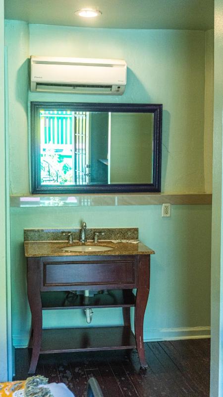 Deluxe Single Room image 4