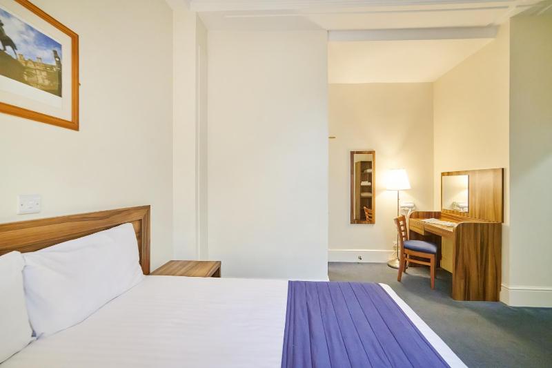 Discovery Inn - Leeds - image 30