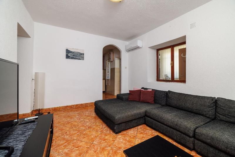 Apartment Klara - image 8