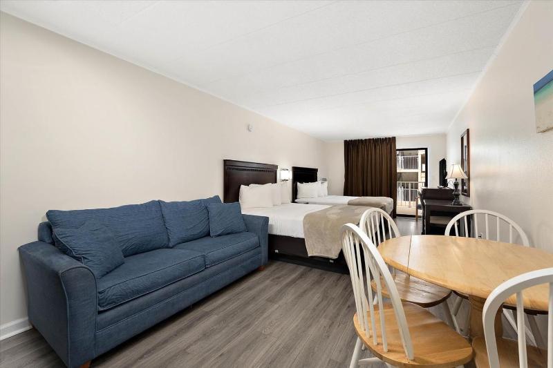 Eden Roc Ocean Front - image 38