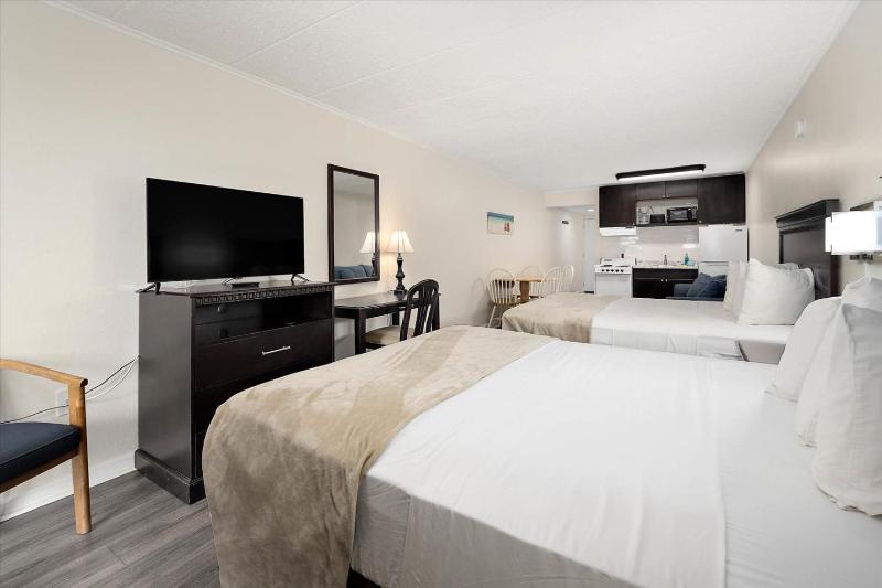 Eden Roc Ocean Front - image 7