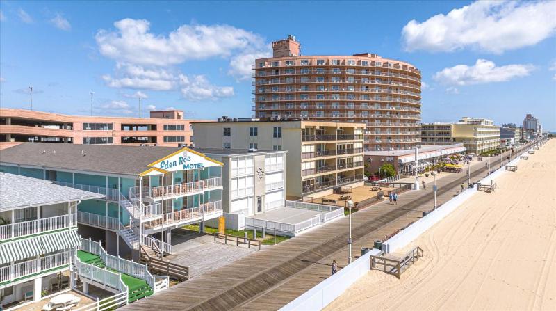 Eden Roc Ocean Front - image 6