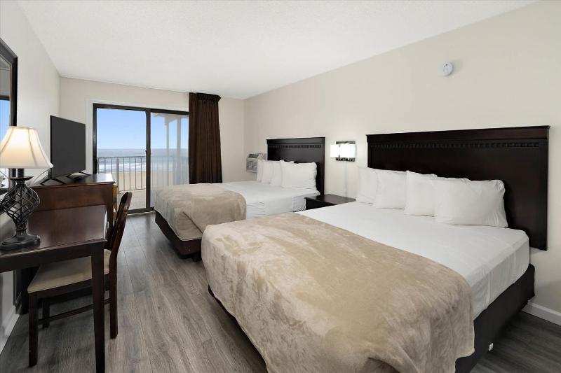 Eden Roc Ocean Front - image 25
