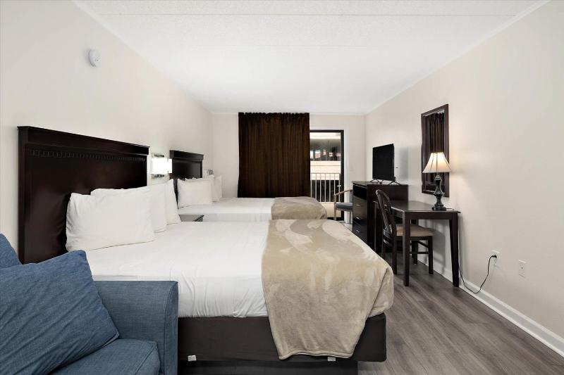 Eden Roc Ocean Front - image 4