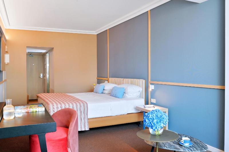 Junior Suite image 1