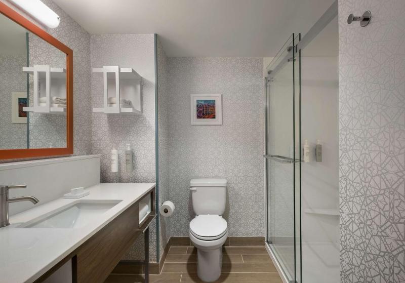 Hampton Inn by Hilton Austin East Side 5th Street - image 44