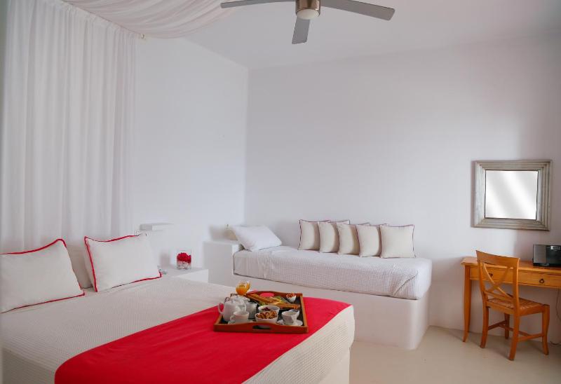 Junior Suite with Sea View image 4