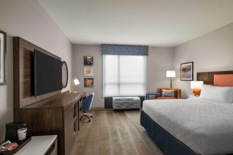 Hampton Inn by Hilton Austin East Side 5th Street - image 9