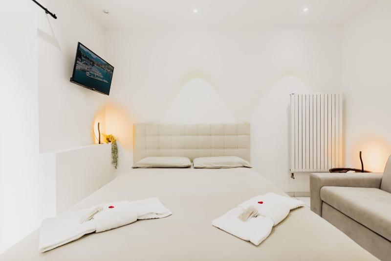 Home Sofia Room 1-By EasyLife Swiss - image 8