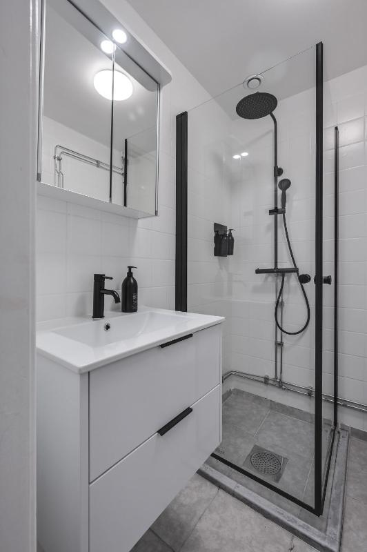Twin Room image 1
