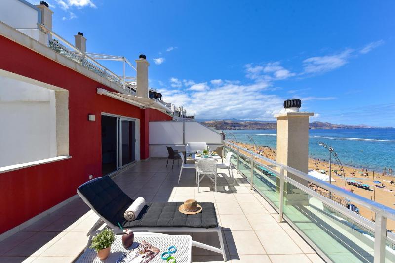Apartment over the sea Las Canteras MC by VillaGranCanaria - image 6