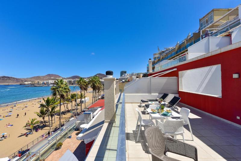 Apartment over the sea Las Canteras MC by VillaGranCanaria - image 13